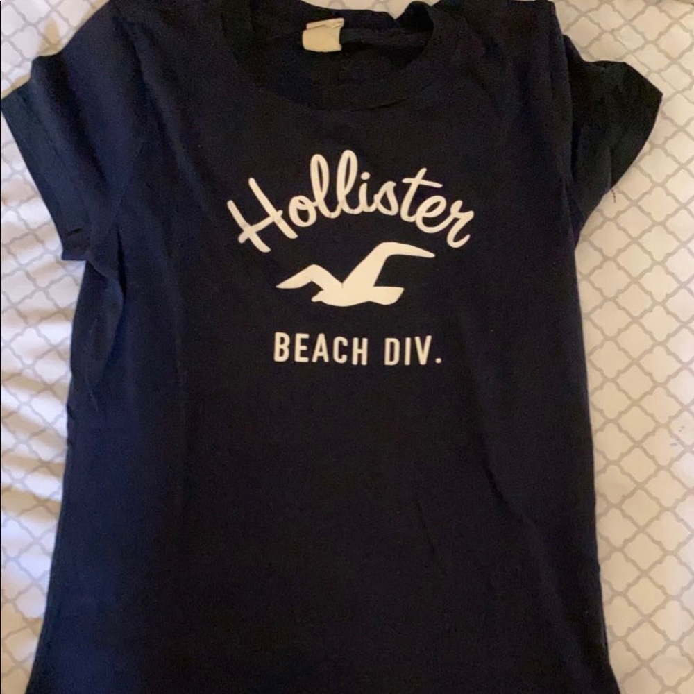 Hollister beach shirt